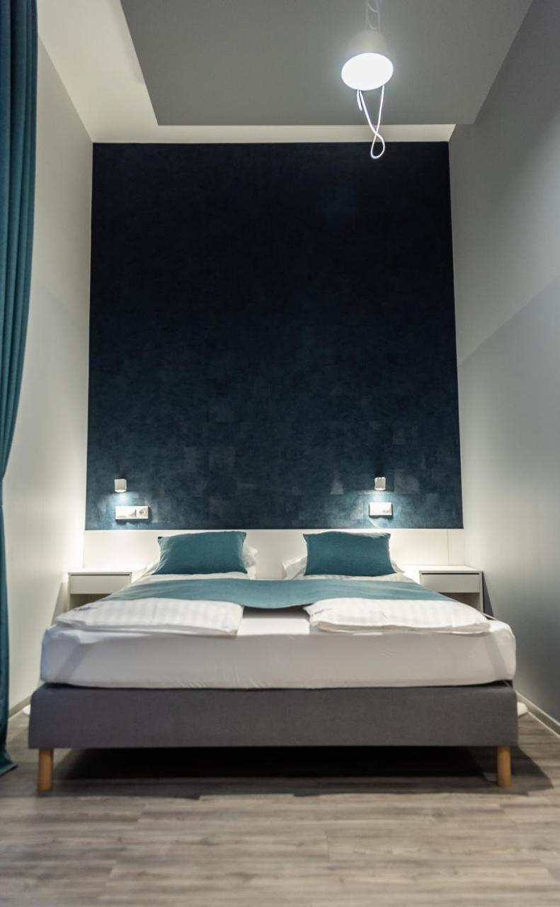 Bpr Downtown Gemstone Apartments Budapest Bagian luar foto