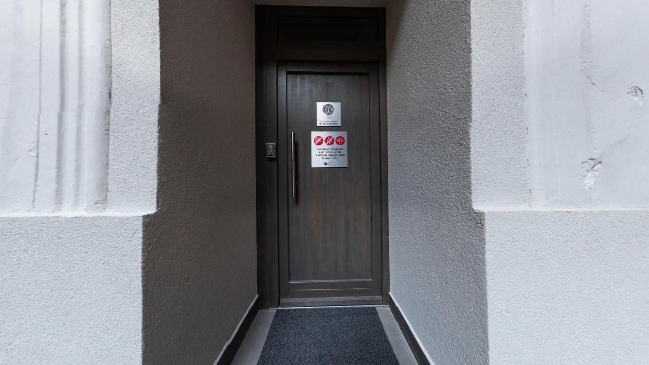 Bpr Downtown Gemstone Apartments Budapest Bagian luar foto