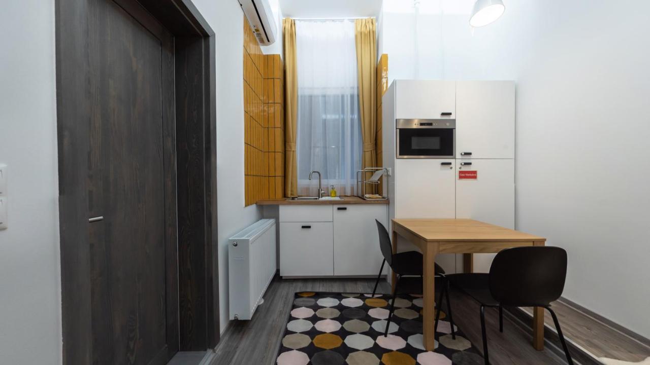 Bpr Downtown Gemstone Apartments Budapest Bagian luar foto