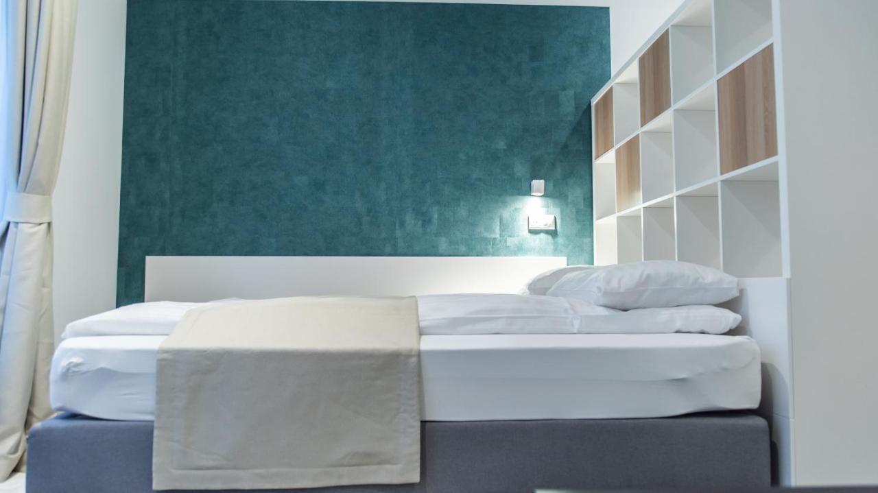 Bpr Downtown Gemstone Apartments Budapest Bagian luar foto