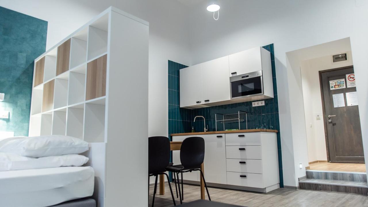 Bpr Downtown Gemstone Apartments Budapest Bagian luar foto