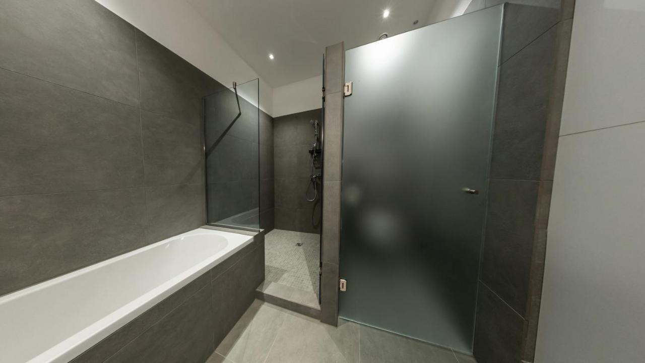 Bpr Downtown Gemstone Apartments Budapest Bagian luar foto